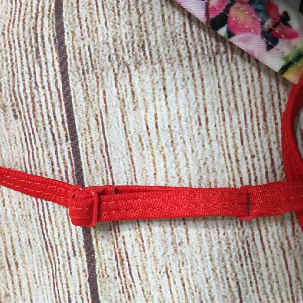 Betsey Johnson Girls Rose Print Bikini Top Size 14